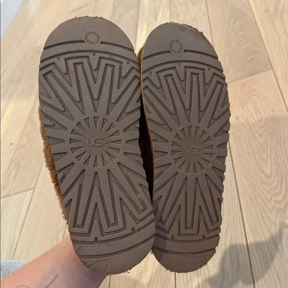 Ugg Tazz Braid Platform size 9 - Picture 4 of 5